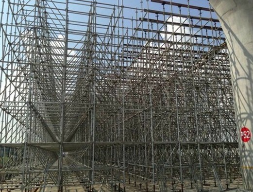 蘇州腳手架搭拆廠家★拆除作業(yè)中的注意事項●溫暖你的心窩!