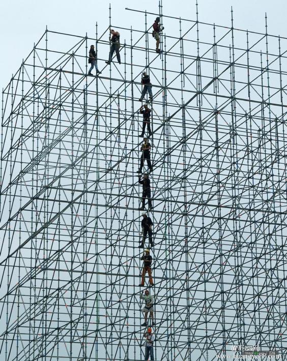 搭建【鋼管腳手架】是不容忽視的