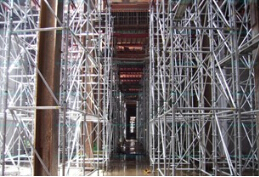 【地鐵腳手架】建設你來做,危險我來擋